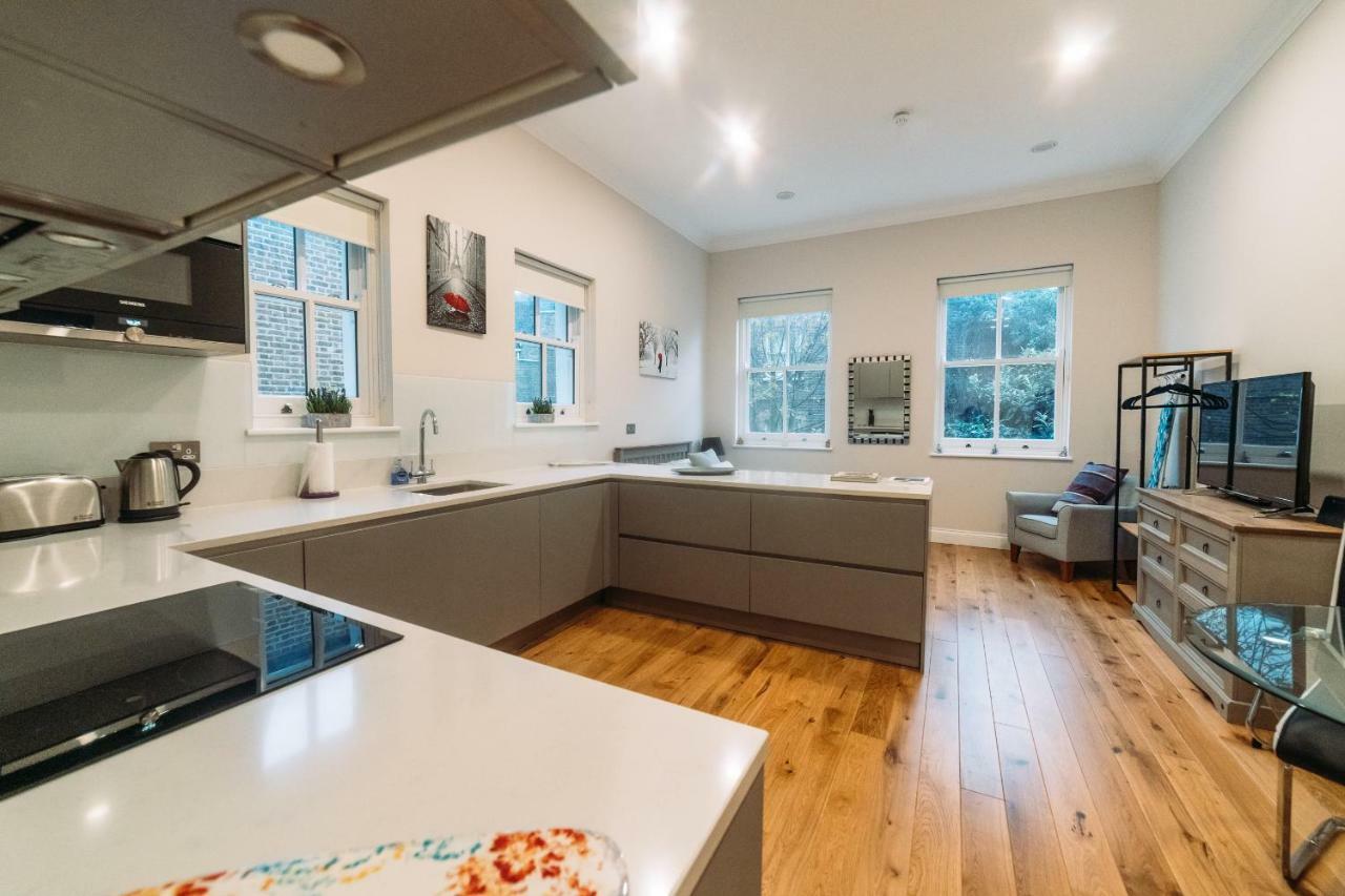 Flat 3, Cromwell Road, 1 Bedroom Studio Appartamento *
